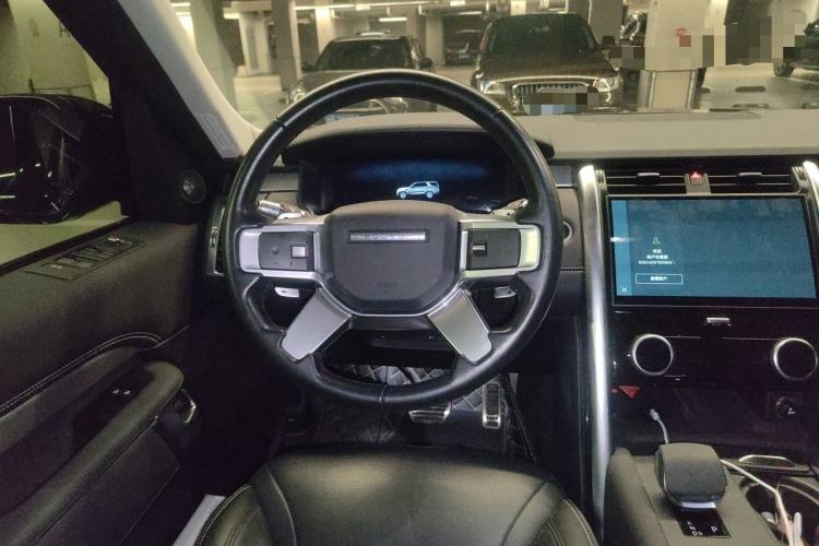 Used Land Rover Discovery 2021 360 PS R-Dynamic S Steering Wheel