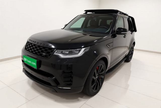 Ojetý Land Rover Discovery 2021 360 PS R-Dynamic SE