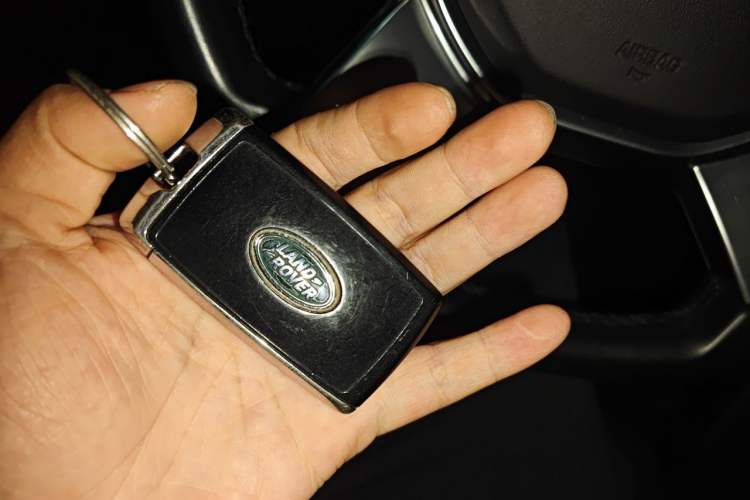 Used Land Rover Discovery 2021 300PS S Vehicle Key