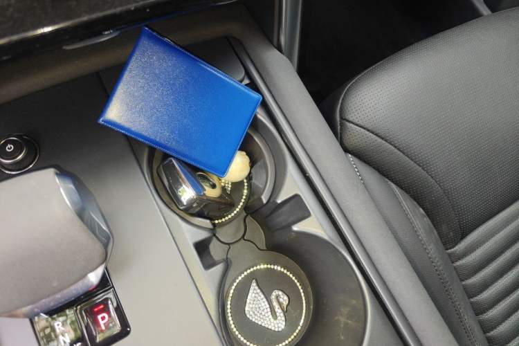 Used Land Rover Discovery 2021 300PS S Vehicle Key