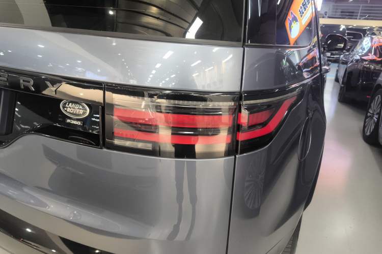 Used Land Rover Discovery 2021 360 PS R-Dynamic S Exterior 6