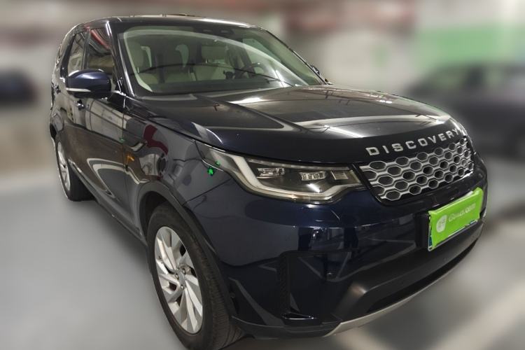 Used Land Rover Discovery 2021 300PS S Front Right 45 Deg