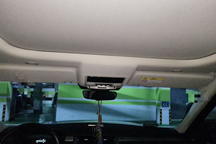 Used Land Rover Discovery 2021 360 PS R-Dynamic S Headliner