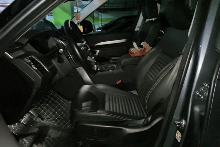 Used Land Rover Discovery 2021 360 PS R-Dynamic S Left Front Seat