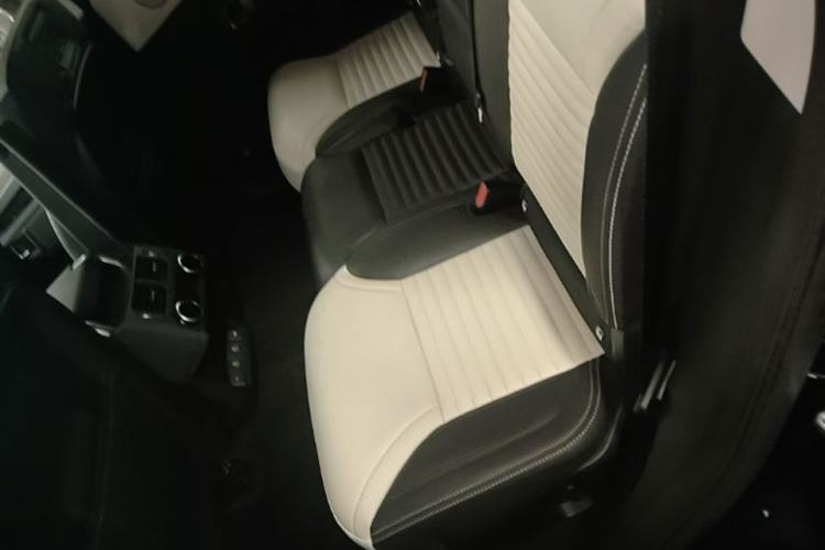 Used Land Rover Discovery 2021 360 PS R-Dynamic S Left Rear Seat