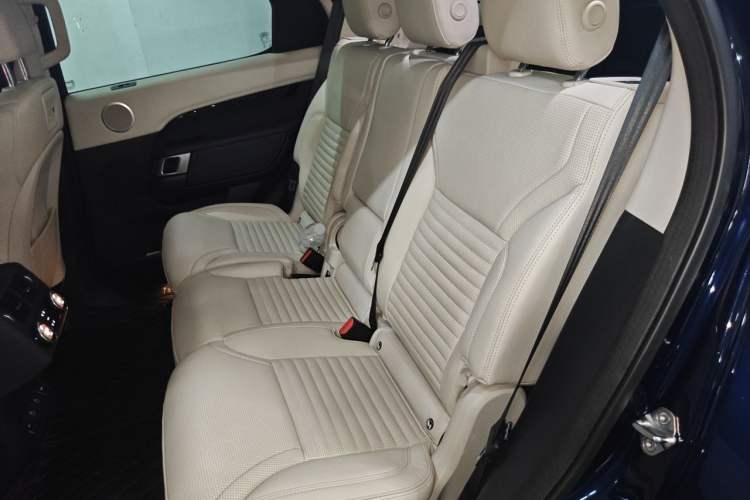 Used Land Rover Discovery 2021 300PS S Left Rear Seat