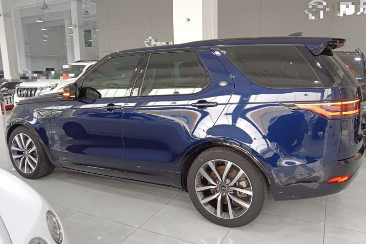Used Land Rover Discovery 2021 360 PS R-Dynamic SE Left Side
