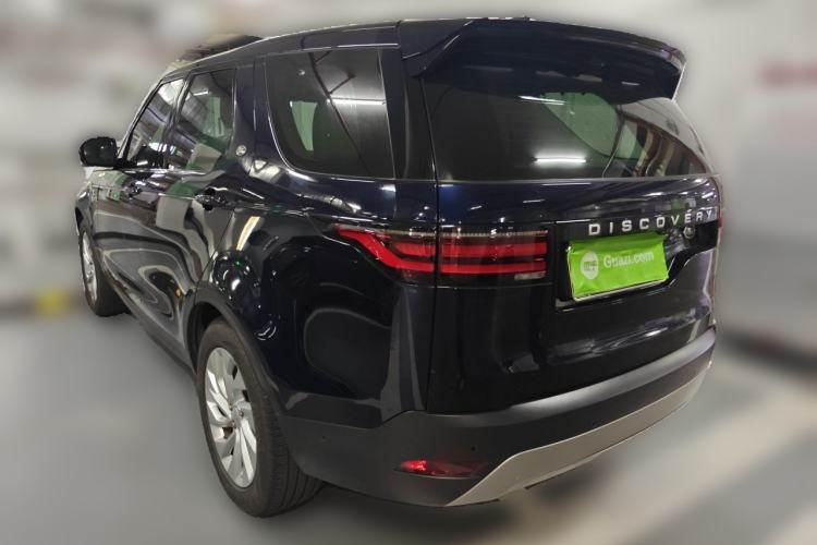 Used Land Rover Discovery 2021 300PS S Rear Left 45 Deg