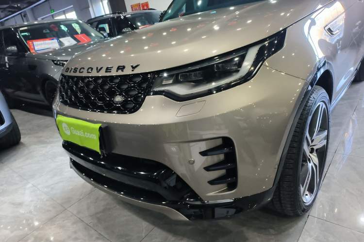 Used Land Rover Discovery 2021 360 PS R-Dynamic HSE Left Front Headlight