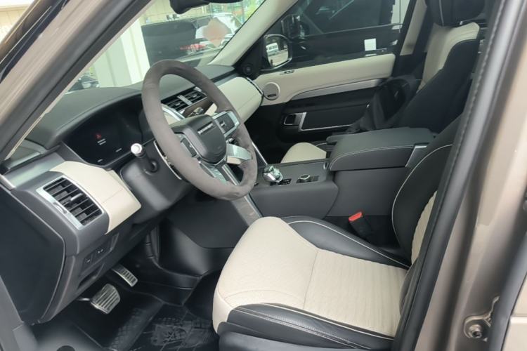 Used Land Rover Discovery 2021 360 PS R-Dynamic HSE Left Front Seat