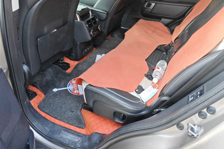 Used Land Rover Discovery 2021 360 PS R-Dynamic HSE Left Rear Seat
