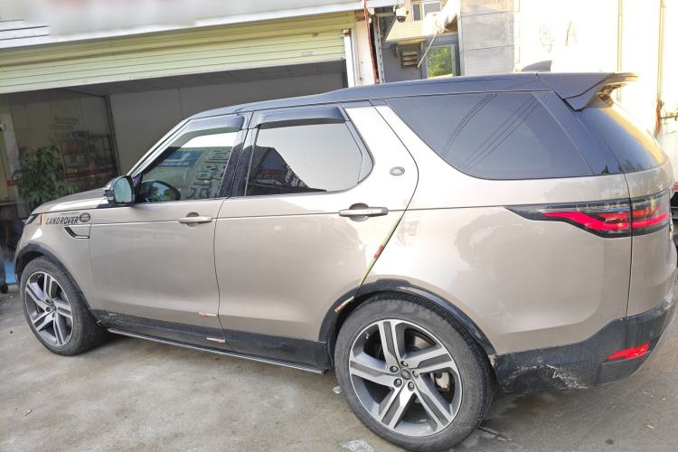 Used Land Rover Discovery 2021 360 PS R-Dynamic HSE Left Side