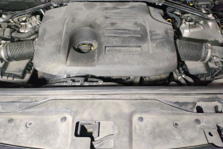 Used Land Rover Discovery 2021 360 PS R-Dynamic S Engine Bay