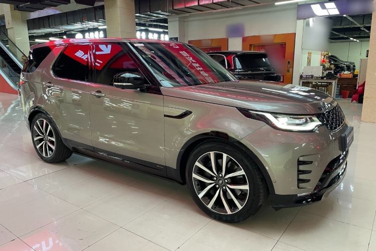 Used Land Rover Discovery 2021 360 PS R-Dynamic SE Exterior 3