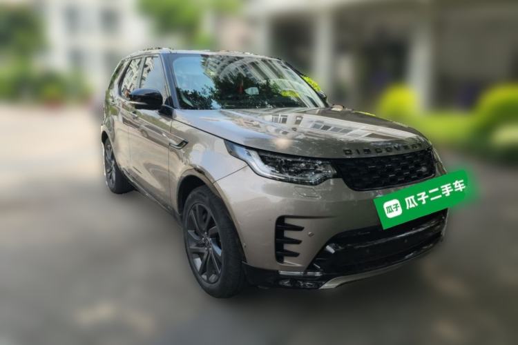 Used Land Rover Discovery 2021 360 PS R-Dynamic S Front Right 45 Deg