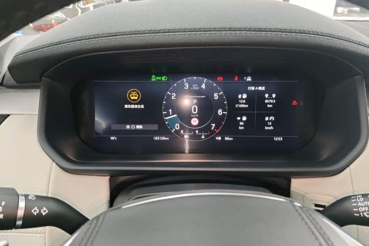 Used Land Rover Discovery 2021 360 PS R-Dynamic HSE Instrument Cluster