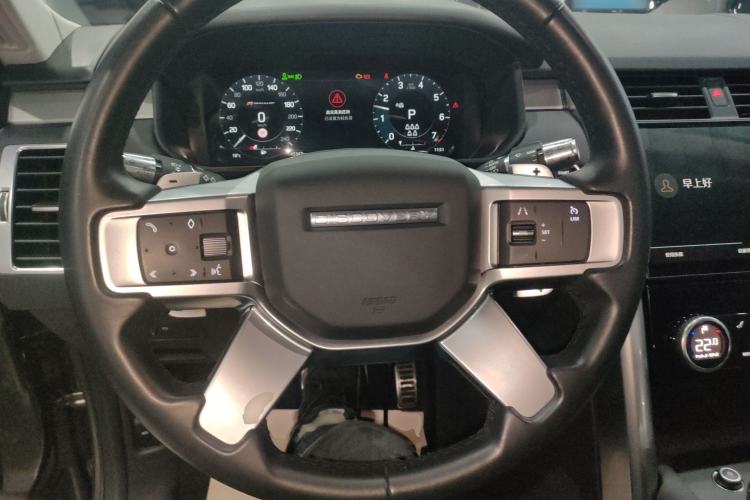 Used Land Rover Discovery 2021 360 PS R-Dynamic SE Steering Wheel