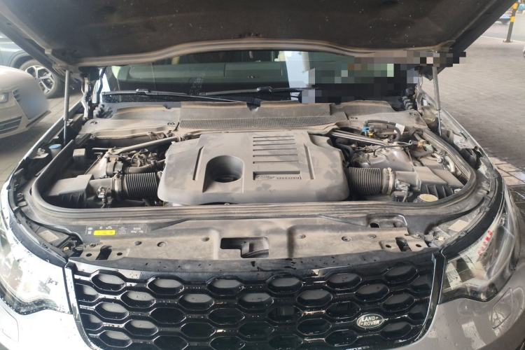 Used Land Rover Discovery 2021 360 PS R-Dynamic S Engine Bay