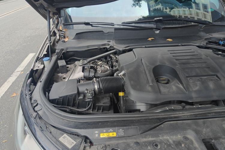 Used Land Rover Discovery 2021 360 PS R-Dynamic HSE Engine Bay Right