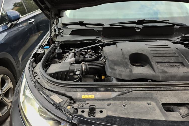 Used Land Rover Discovery 2021 360 PS R-Dynamic S Engine Bay Right