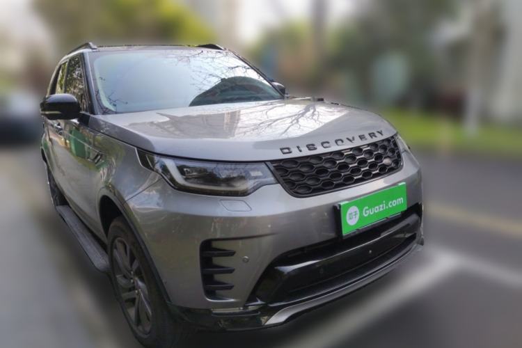 Used Land Rover Discovery 2021 360 PS R-Dynamic S Front Right 45 Deg