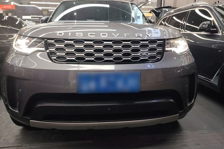 Used Land Rover Discovery 2021 300PS S Front