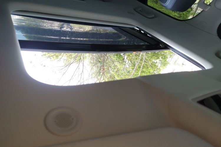 Used Land Rover Discovery 2021 360 PS R-Dynamic S Headliner
