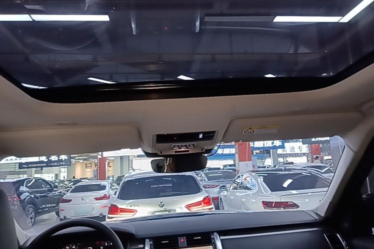 Used Land Rover Discovery 2021 360 PS R-Dynamic S Headliner