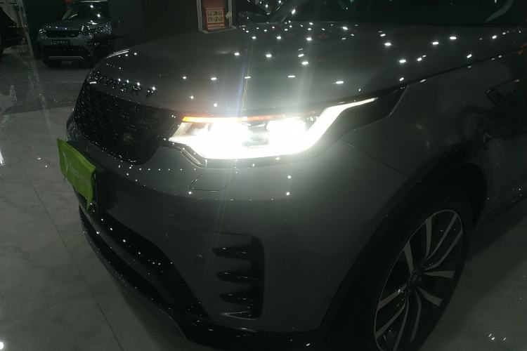 Used Land Rover Discovery 2021 360 PS R-Dynamic SE Left Front Headlight