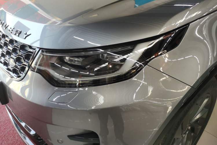 Used Land Rover Discovery 2021 360 PS R-Dynamic S Left Front Headlight