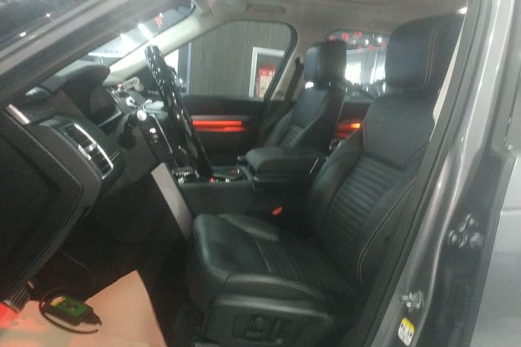 Used Land Rover Discovery 2021 360 PS R-Dynamic SE Left Front Seat
