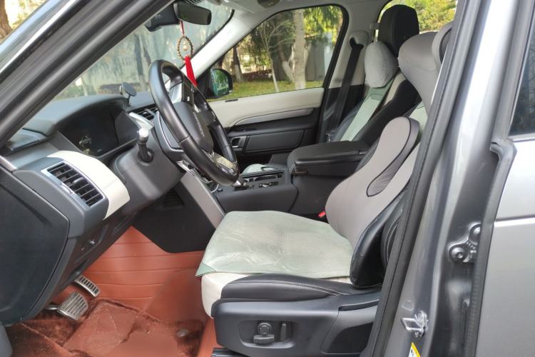 Used Land Rover Discovery 2021 360 PS R-Dynamic S Left Front Seat