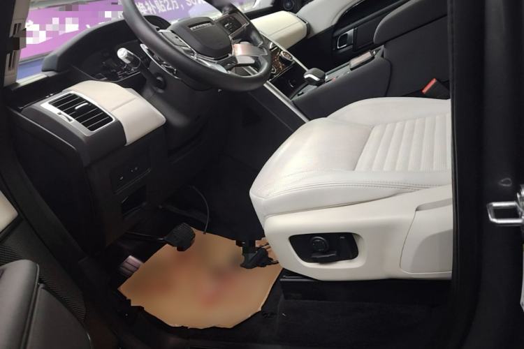 Used Land Rover Discovery 2021 300PS S Left Front Seat