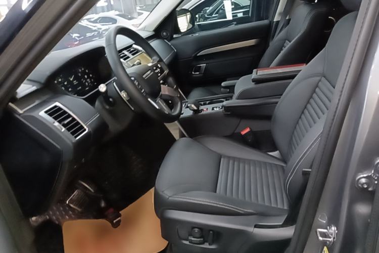 Used Land Rover Discovery 2021 360 PS R-Dynamic S Left Front Seat