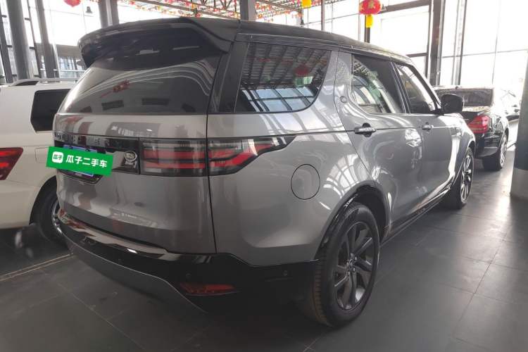 Used Land Rover Discovery 2021 360 PS R-Dynamic S Rear Right 45 Deg