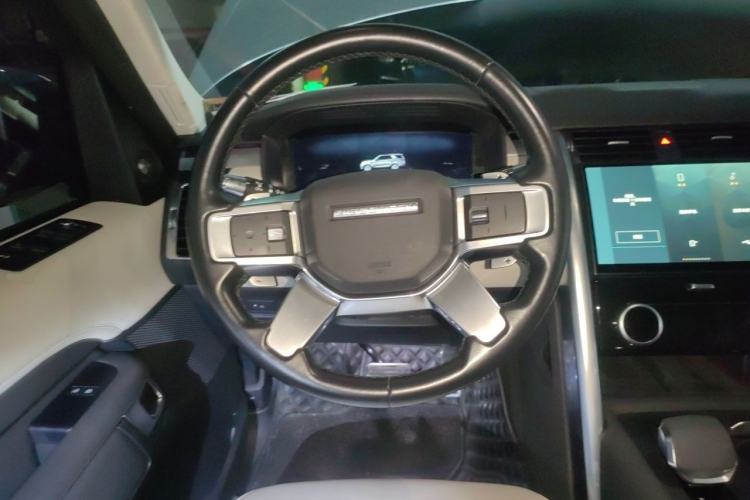 Used Land Rover Discovery 2021 360 PS R-Dynamic S Steering Wheel