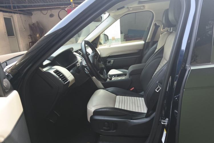 Used Land Rover Discovery 2021 360 PS R-Dynamic S Left Front Seat