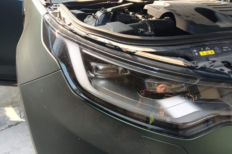 Used Land Rover Discovery 2021 360 PS R-Dynamic S Right Front Headlight