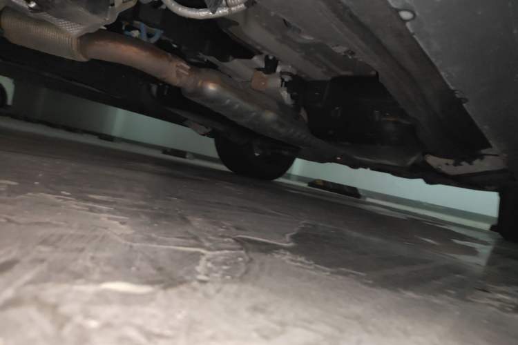 Used Land Rover Discovery 2021 360 PS R-Dynamic S Chassis Front Left