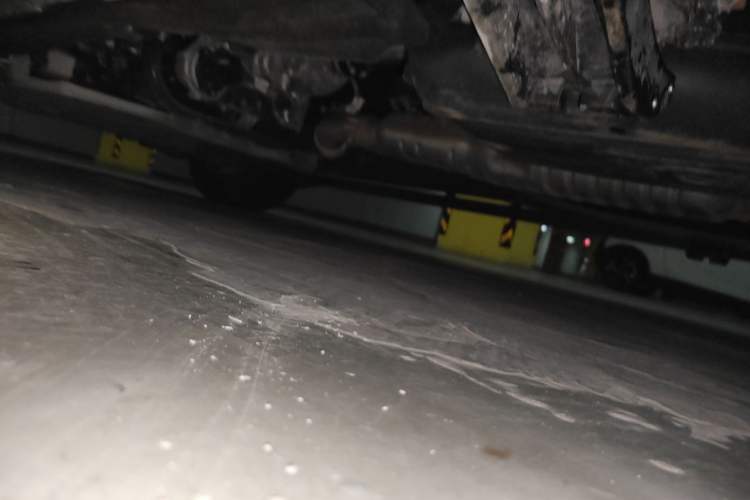 Used Land Rover Discovery 2021 360 PS R-Dynamic S Chassis Rear Left
