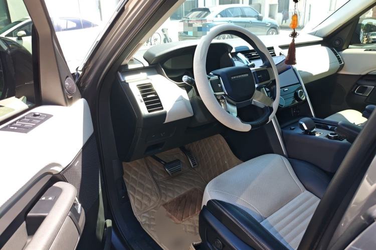 Used Land Rover Discovery 2021 360 PS R-Dynamic S Driver Seat