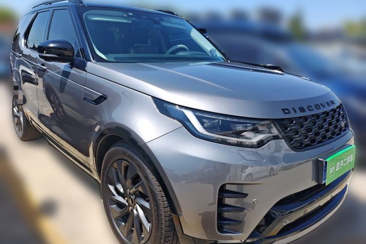Used Land Rover Discovery 2021 360 PS R-Dynamic S Front Right 45 Deg