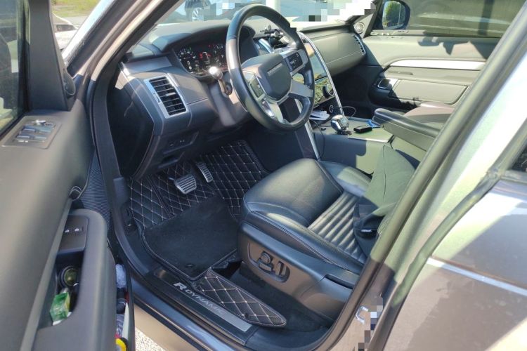 Used Land Rover Discovery 2021 360 PS R-Dynamic S Left Front Seat