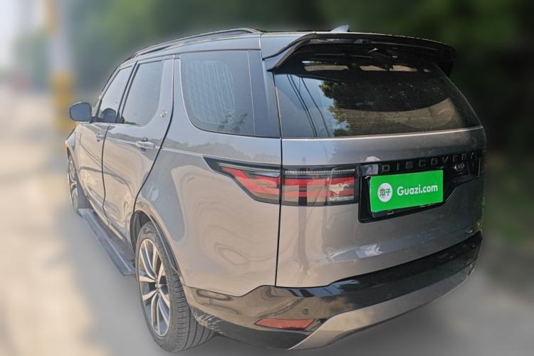 Used Land Rover Discovery 2021 360 PS R-Dynamic SE Rear Left 45 Deg
