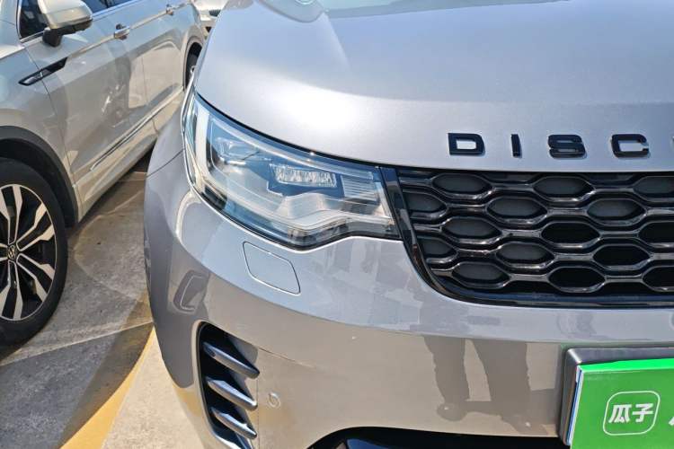 Used Land Rover Discovery 2021 360 PS R-Dynamic S Right Front Headlight