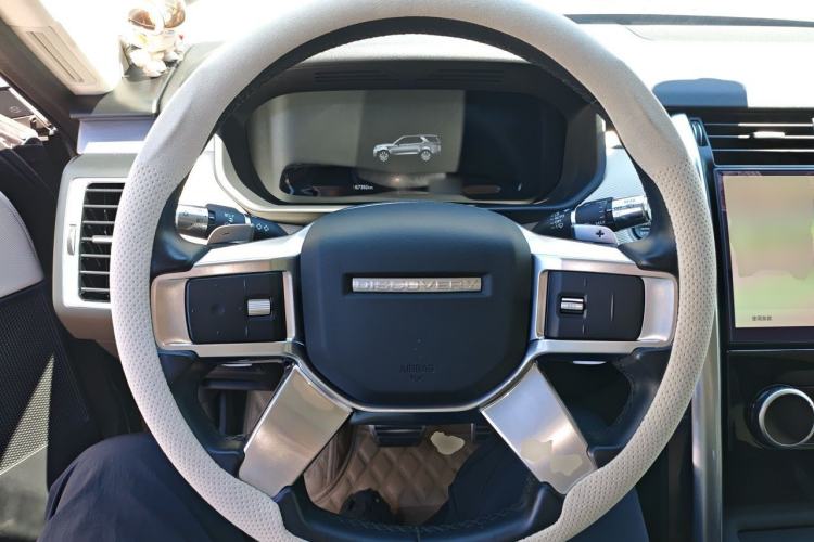 Used Land Rover Discovery 2021 360 PS R-Dynamic S Steering Wheel