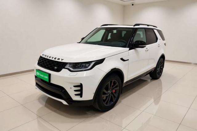 Ojetý Land Rover Discovery 2021 360 PS R-Dynamic S