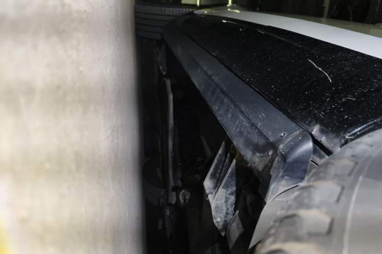 Used Land Rover Discovery 2021 360 PS R-Dynamic SE Chassis Rear Left