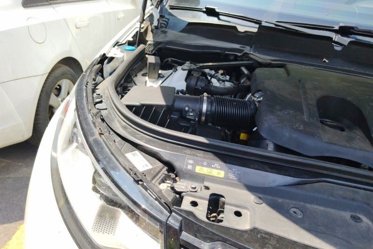 Used Land Rover Discovery 2021 360 PS R-Dynamic SE Engine Bay Right
