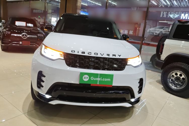Used Land Rover Discovery 2021 360 PS R-Dynamic SE Front
